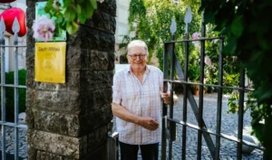 Albrecht Stahl kümmert sich liebevoll um die Übernachtungsgäste im Winzerhof Stahl